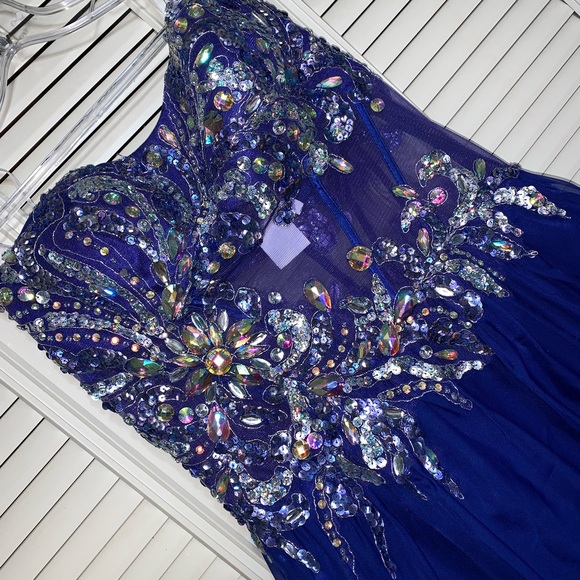Prom dress :) - Picture 3 of 5